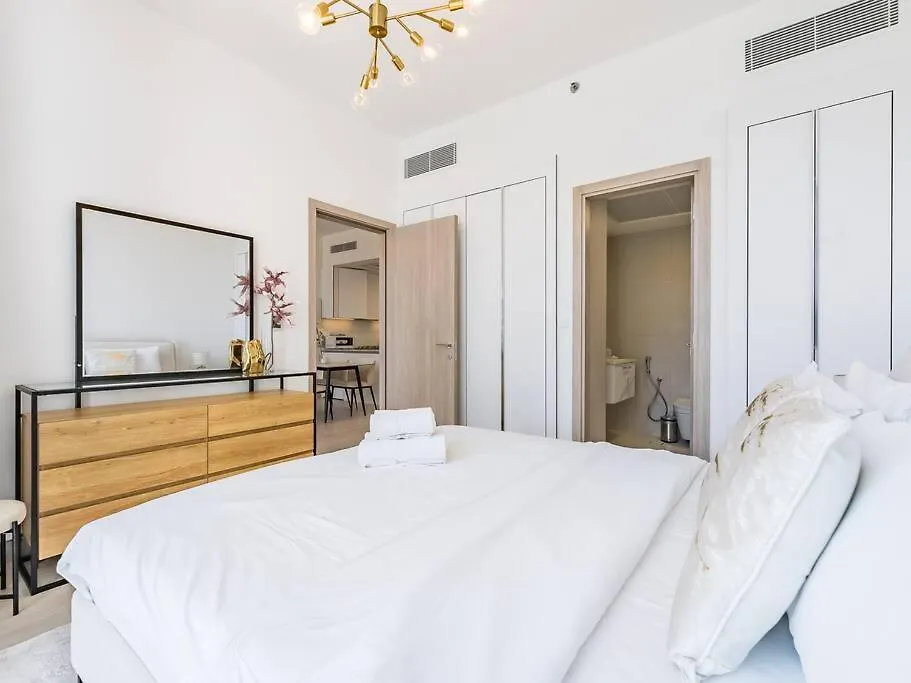 Modern Spacious- 2 Bedroom With Pool & Gym- Luma 22 Jvc Dubai Apartment